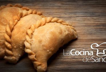 Empanadas Argentinas de Pollo - Receta de Cocina con Pollo y Masa para Empanadas Caseras