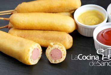 Corn Dogs o Banderillas en recetas de comida faciles para niños